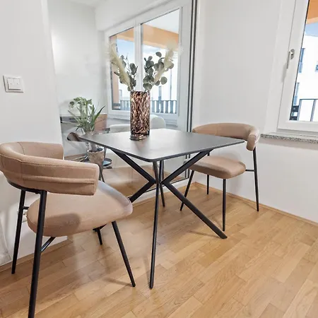 Ma - Cozy 2p - Location - Private Parking Appartement *